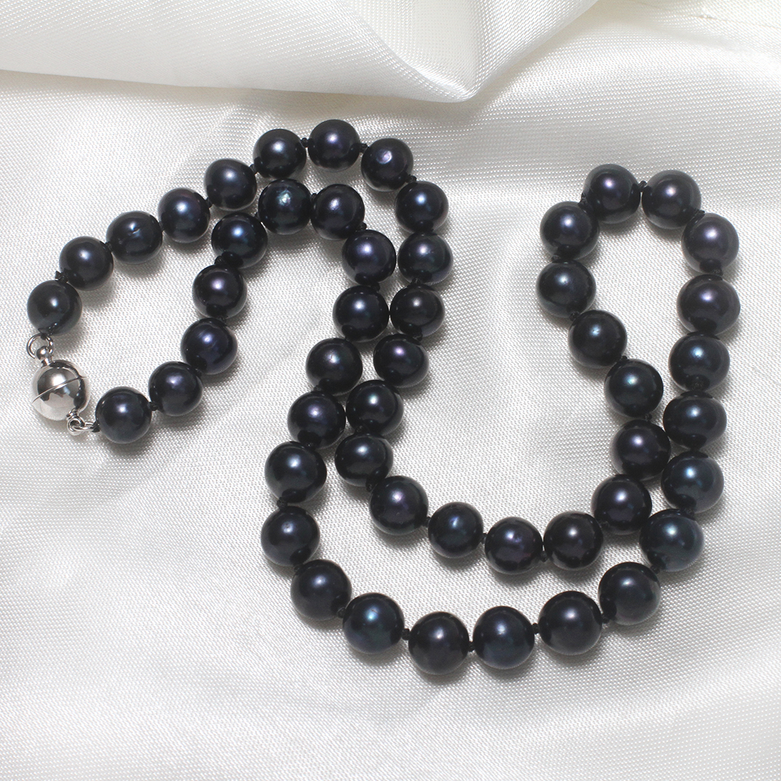4 , black necklace