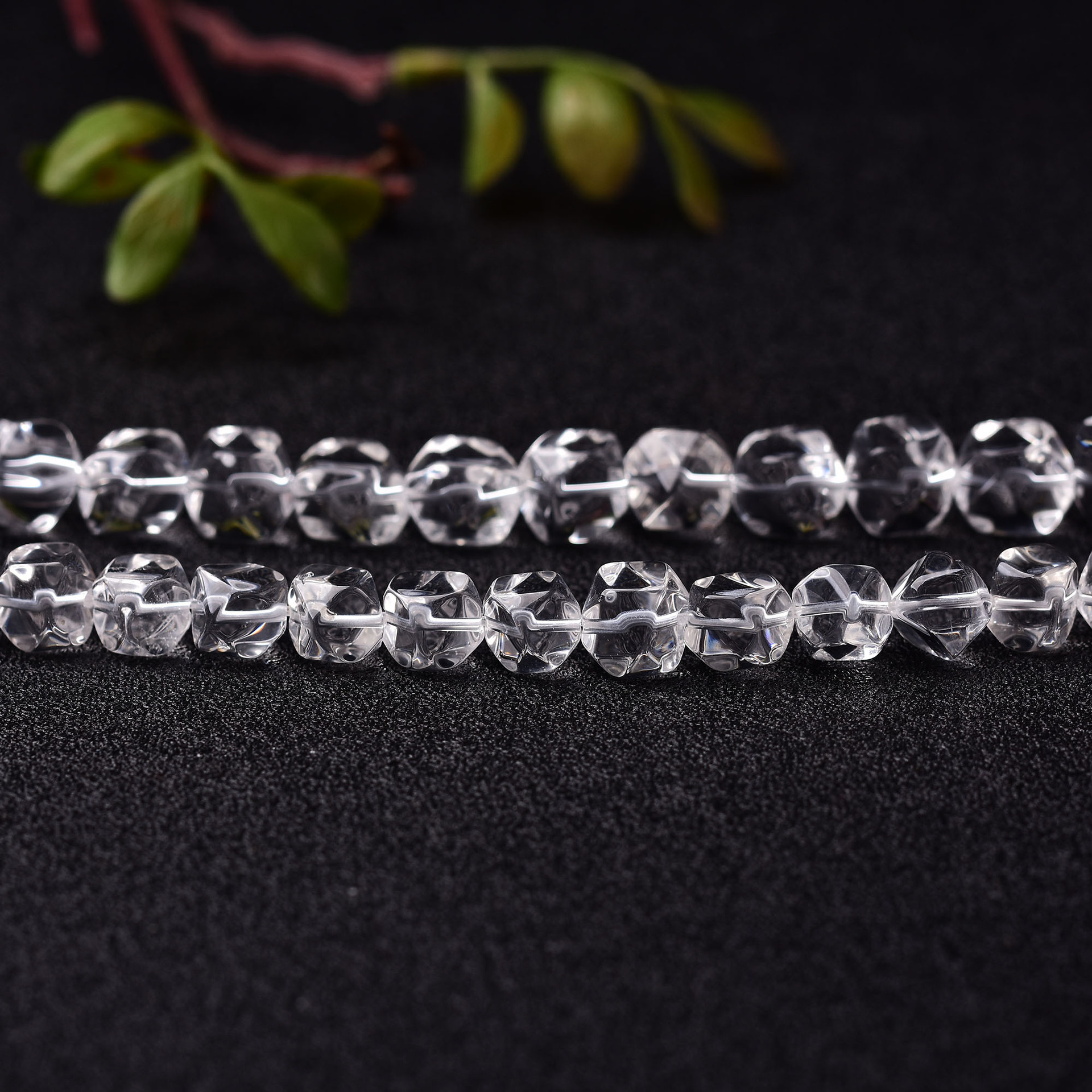White crystal 10mm (about 33 pieces)