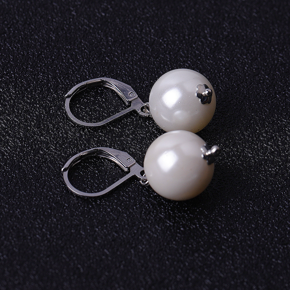 12:perla bianca