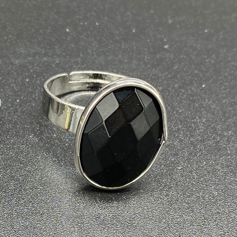 2:Schwarzer Obsidian