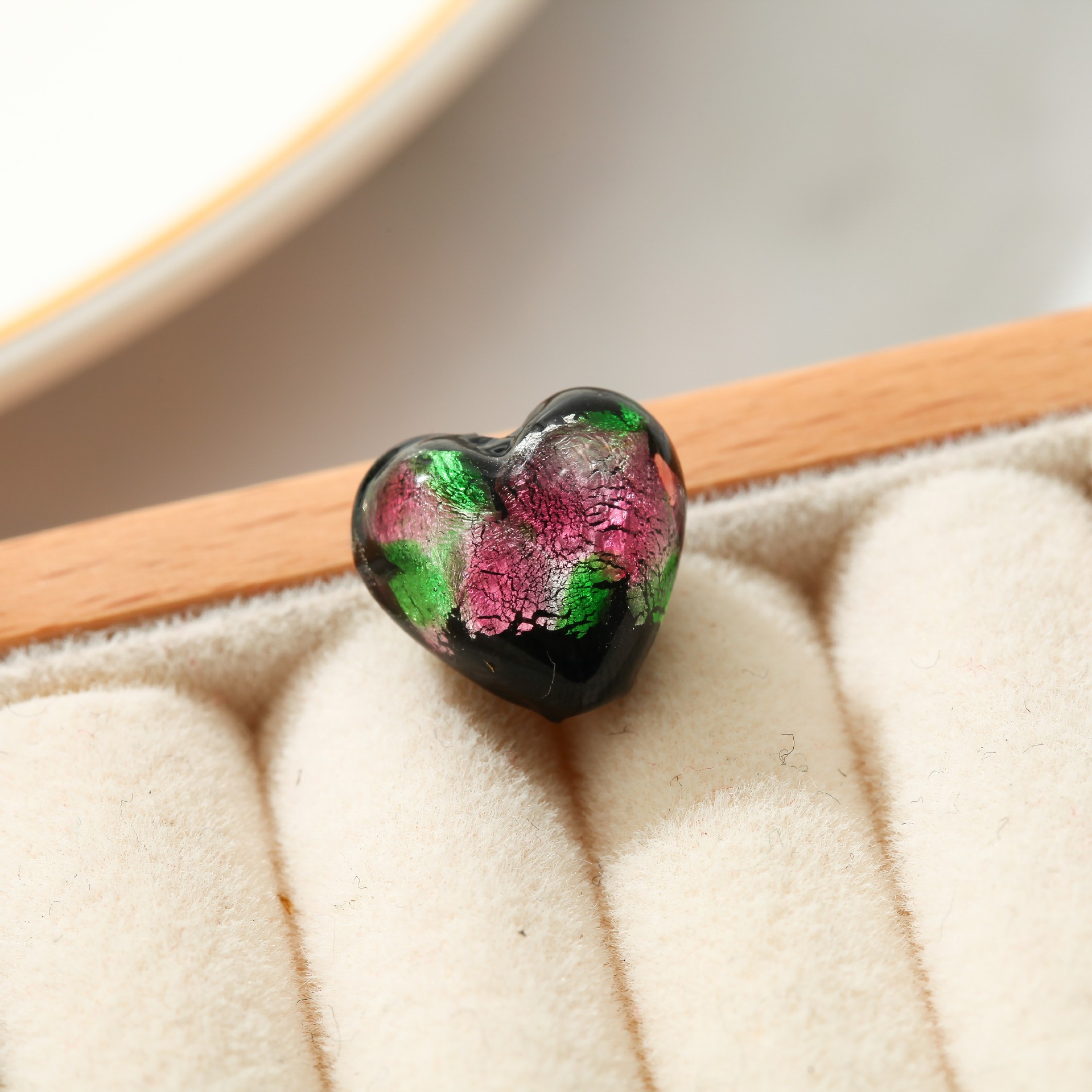 Rose Red + Green 10MM