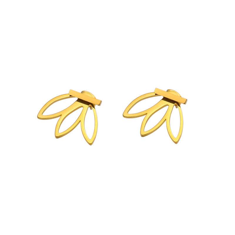 3:Gold (with square earrings)