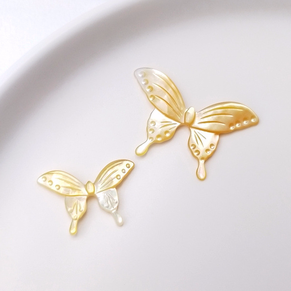 Gold shell large butterfly 30x20mm_1 pcs