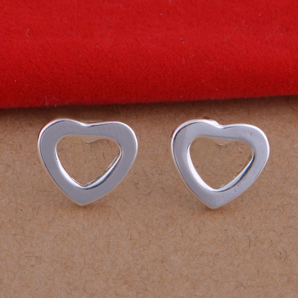 1:Earrings AE169