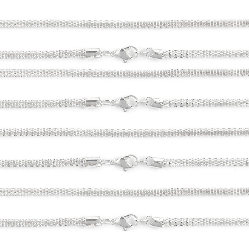 3:Silver round net chain：45cmx3.2mm