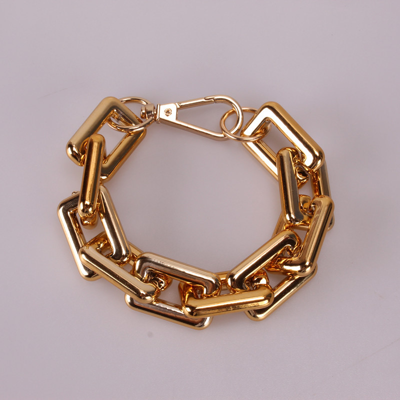 3:gold bracelet