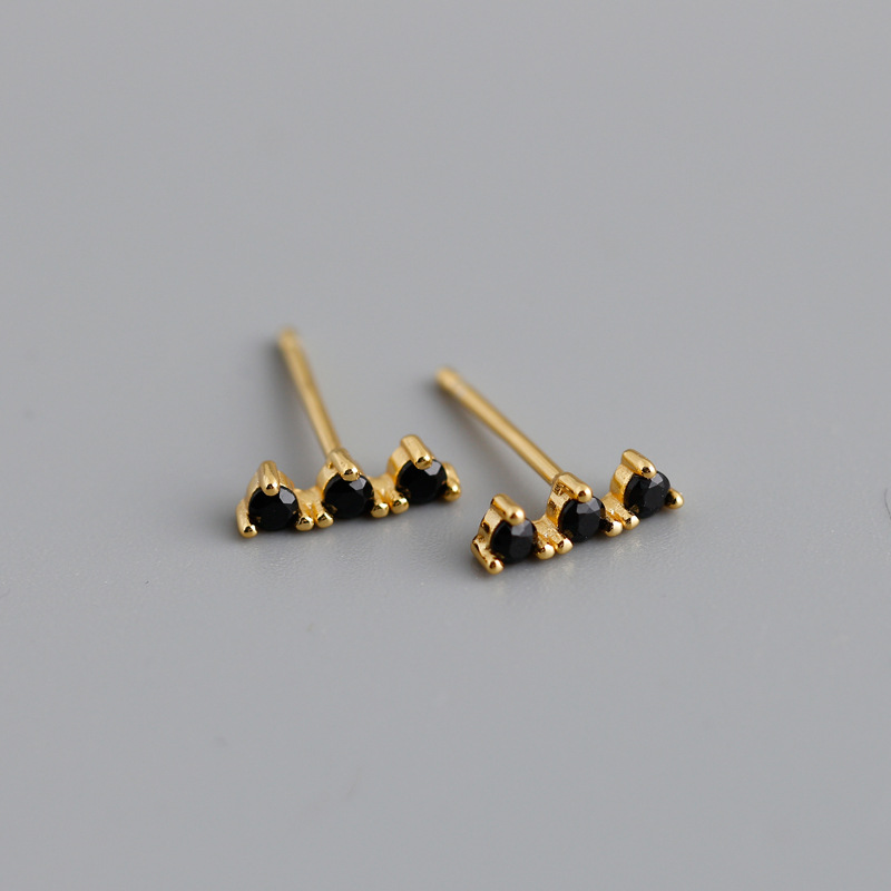 6:gold color plated black color