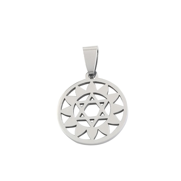 Silver heart wheel pendant