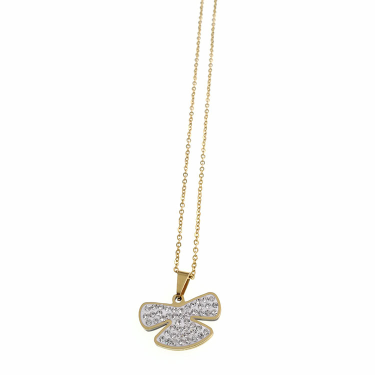4:Gold pendant with O chain