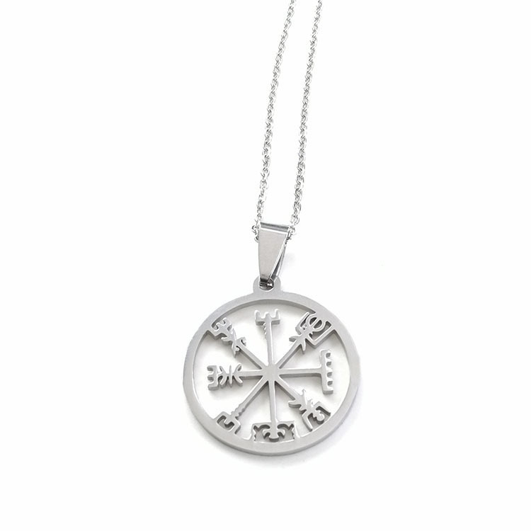5:Silver pendant with O chain