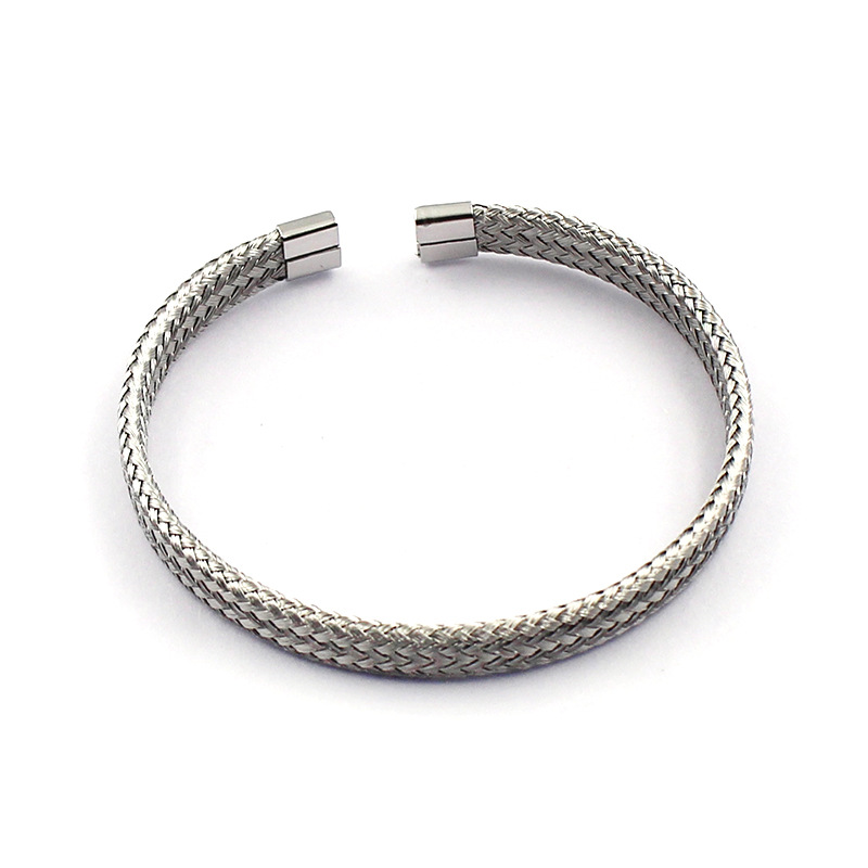 Flat woven net bracelet