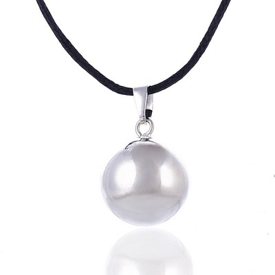 White K   cotton string necklace