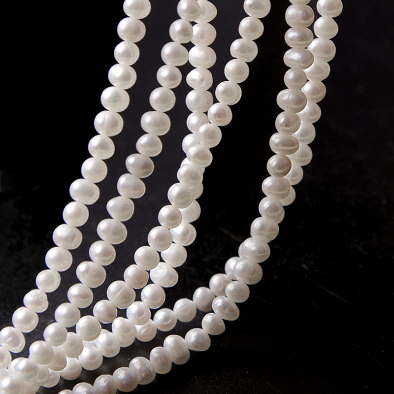 White diameter 4-5mm (about 90)