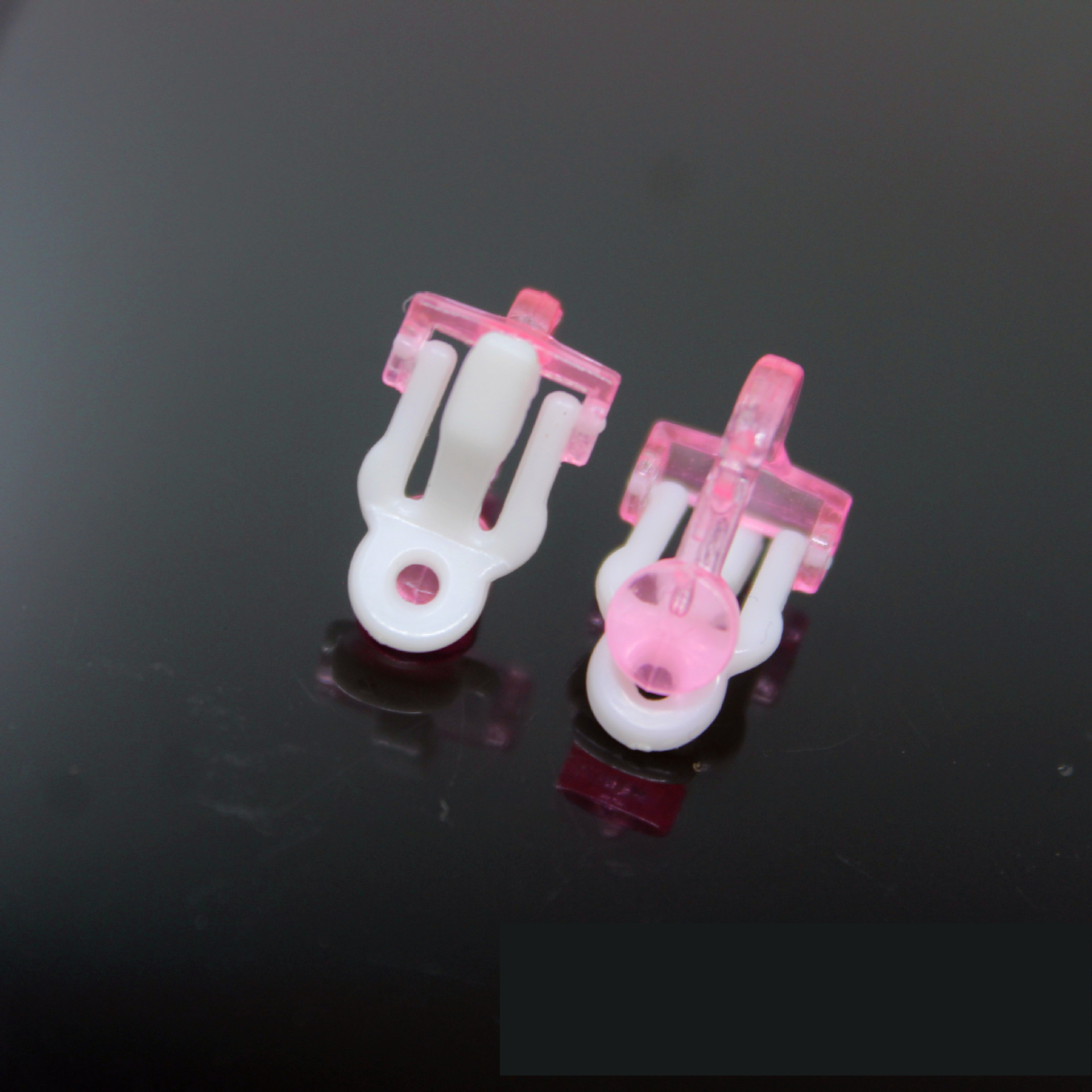 plastic ear clip