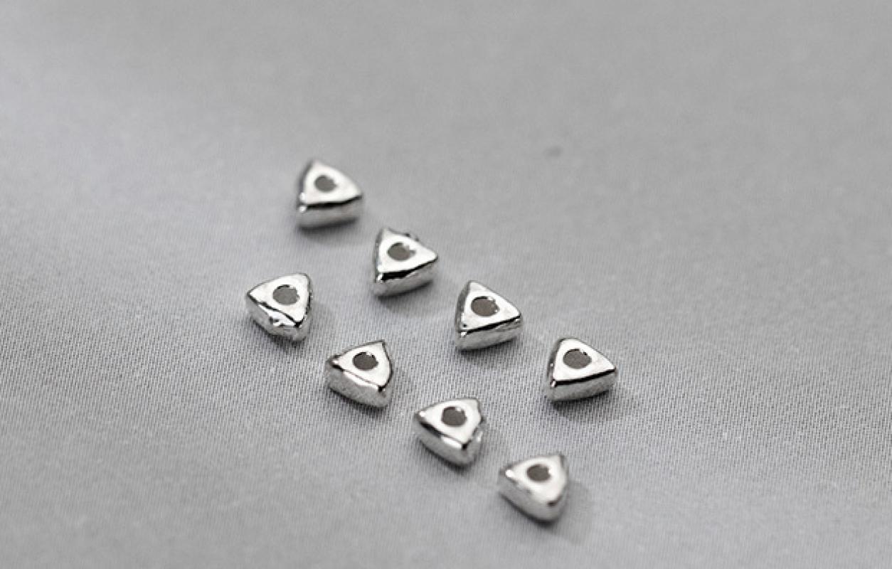 silver large 6mm (single)