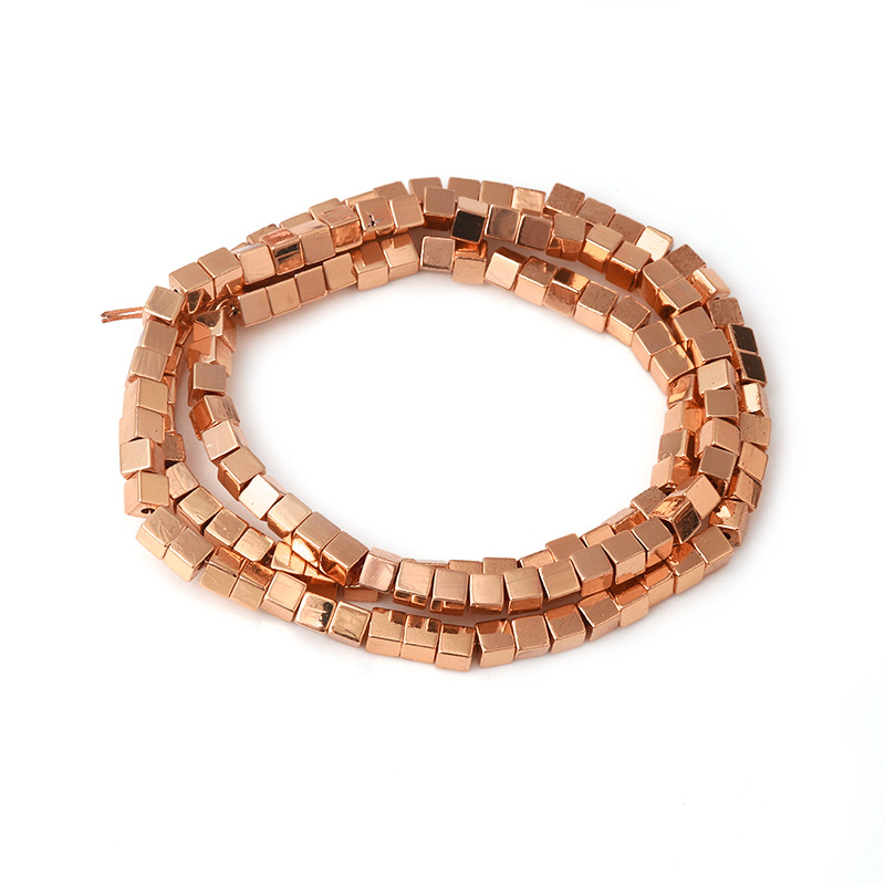 Rose gold has a diameter of 3*3mm and an aperture