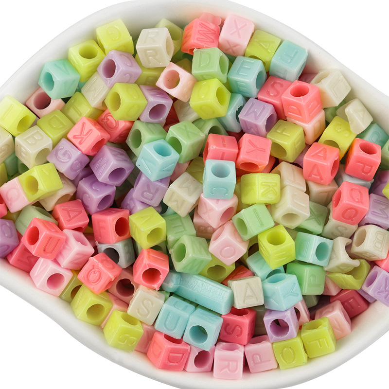 3:Solid color square letter bead