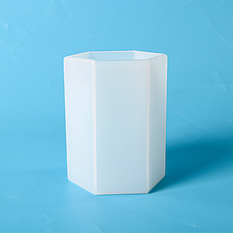 1:Large hexagonal cylinder mould ( 10*7cm )