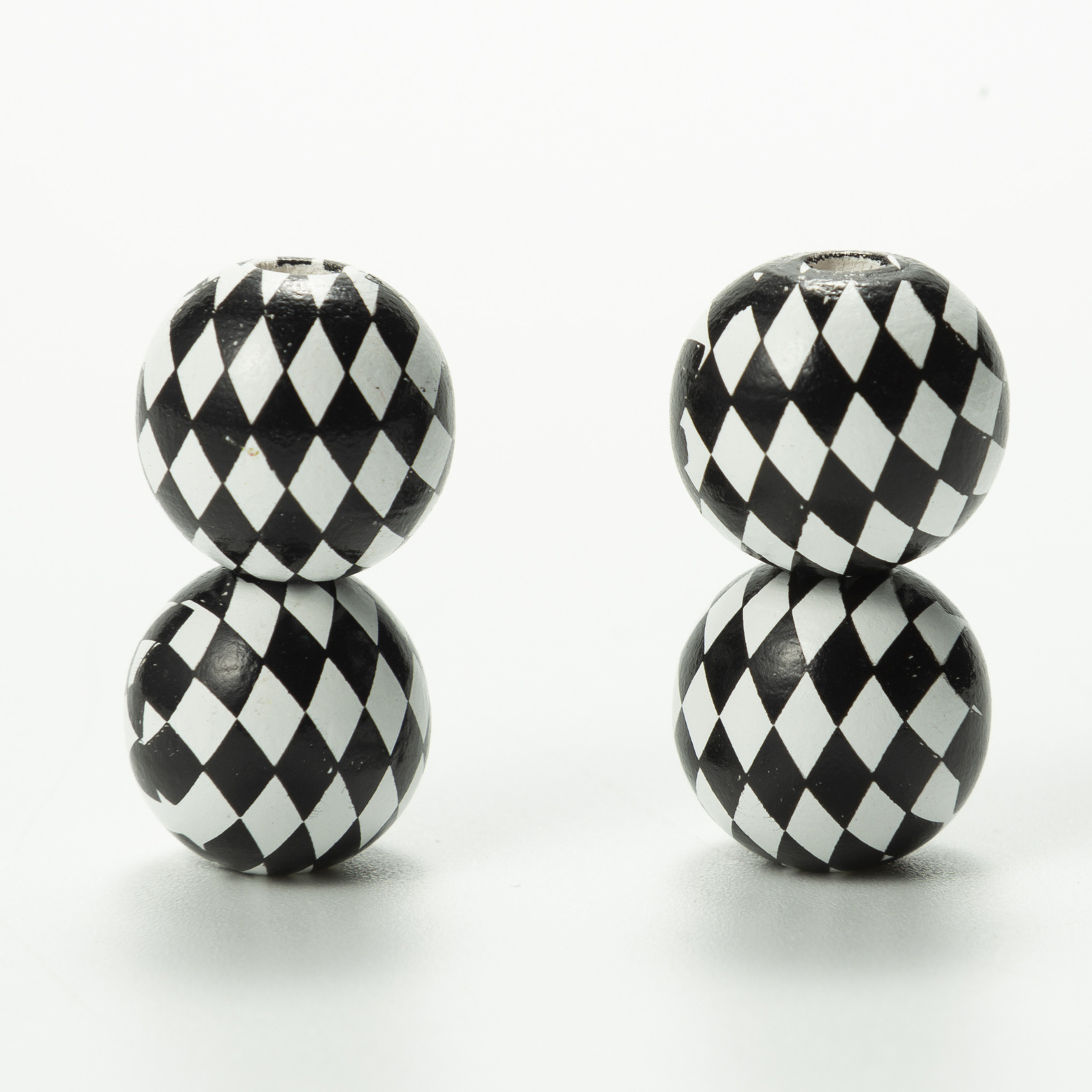 Black and white diamond beads