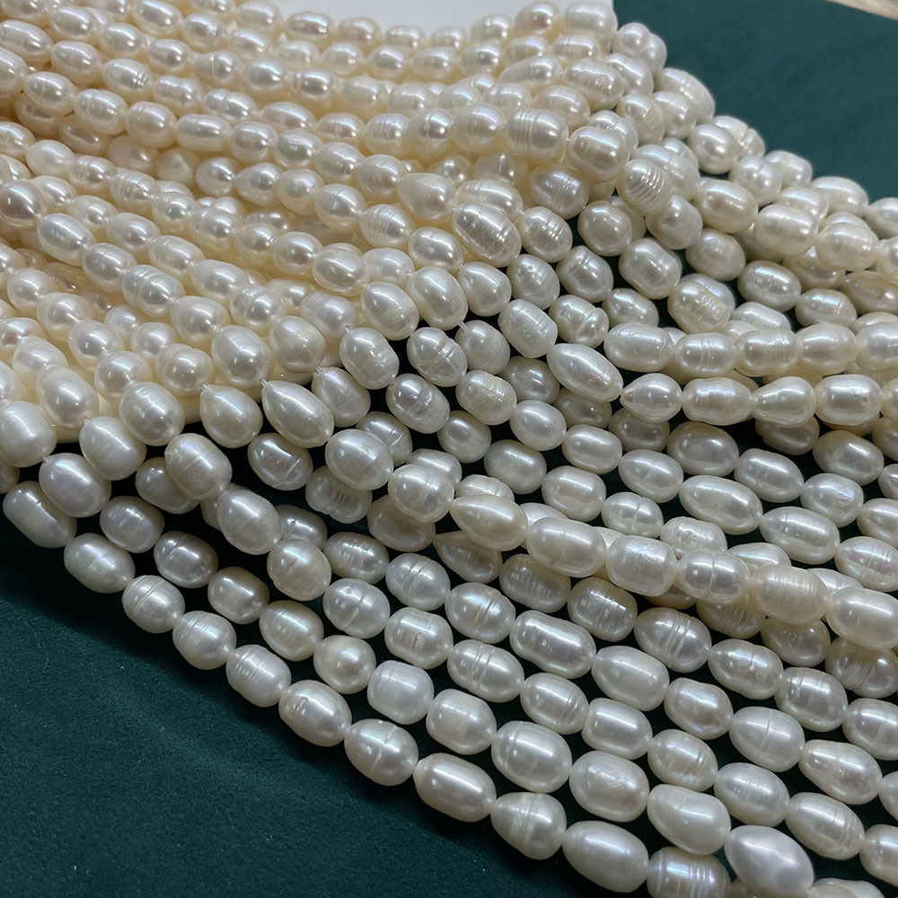 3:White thread beads
