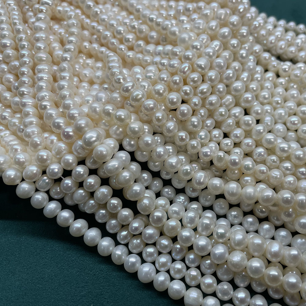 Strong white light, about 68 beads, 6-7mm