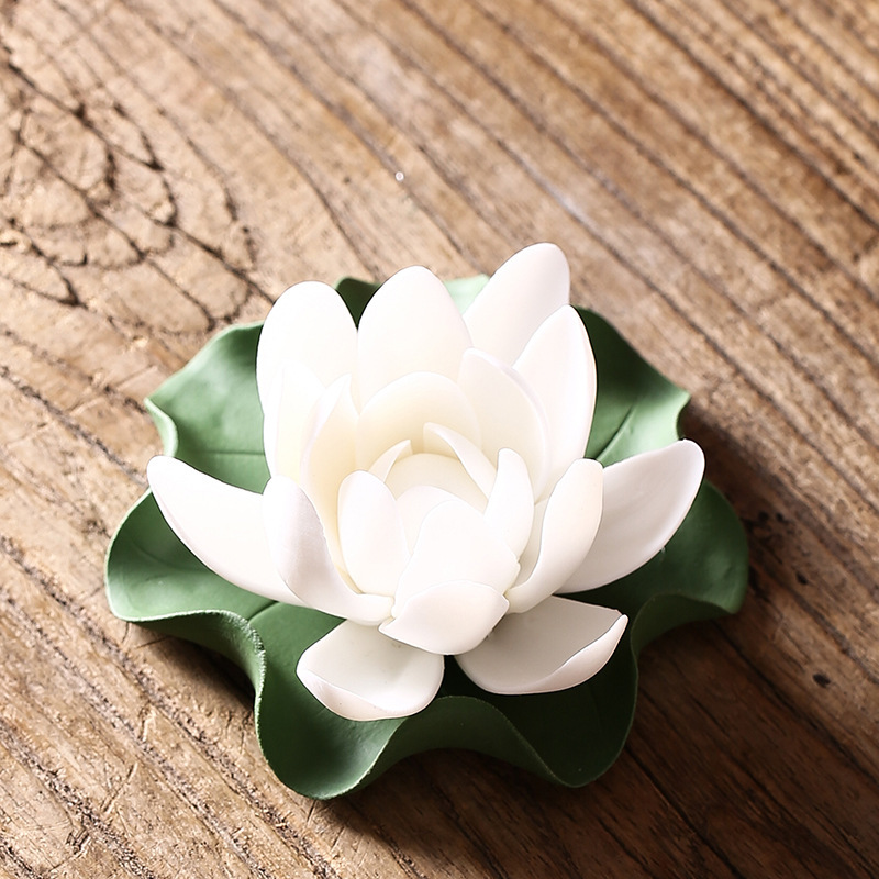 9:Zen water lily ornaments*white