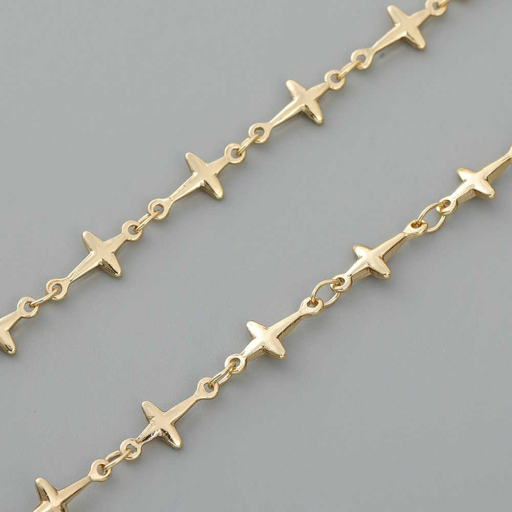 3:Pointed cross gold 6mm
