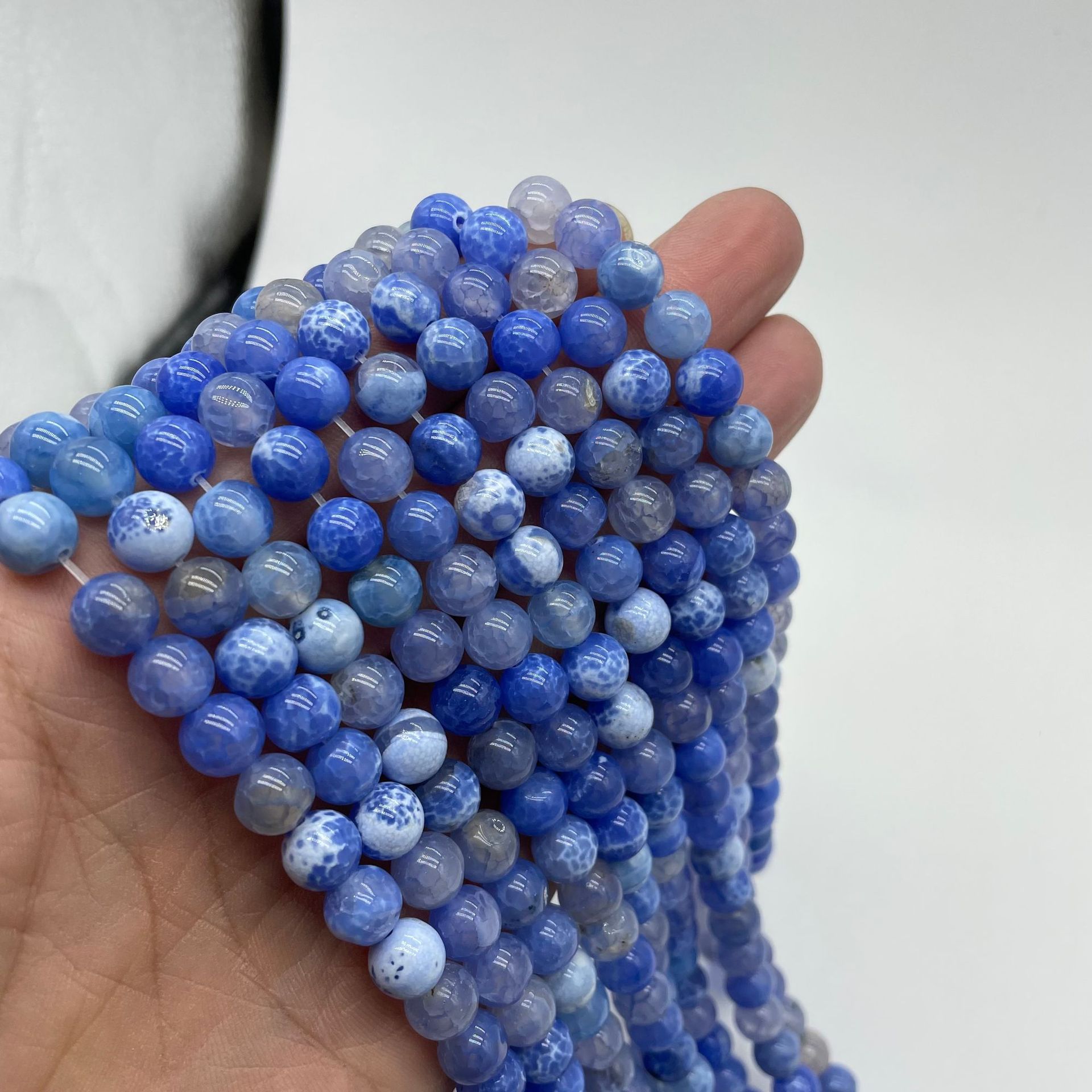 Sky blue, 8mm (about 60 beads/strand)