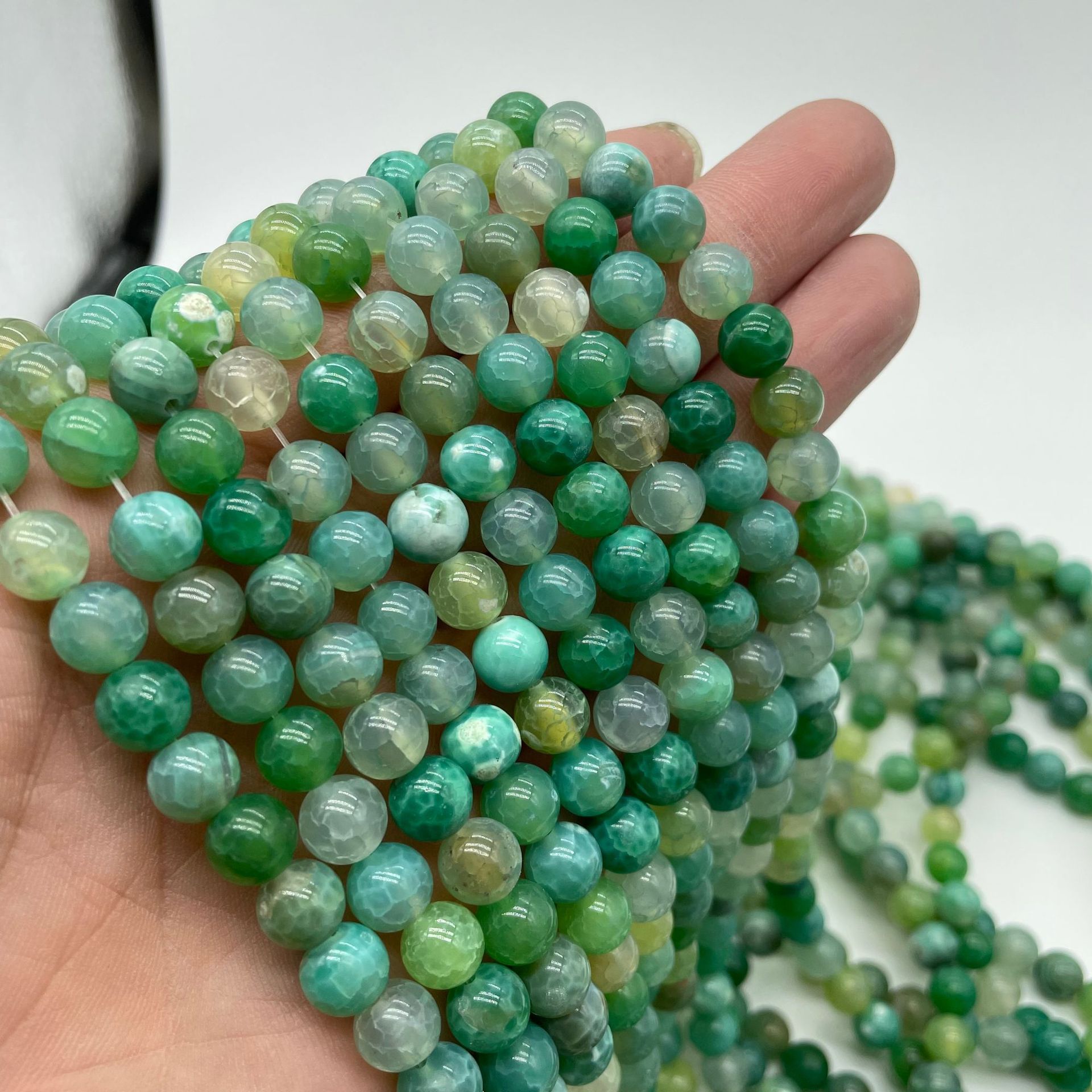 Mint green, 10mm (about 60 beads/strand)