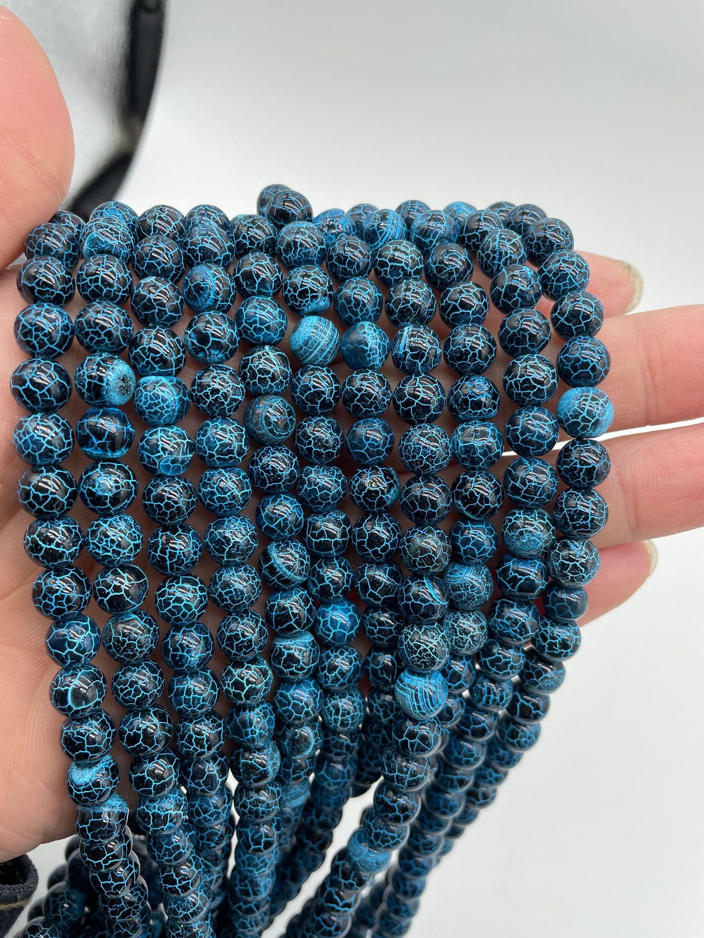 Blue 6mm (about 60 beads/strand)
