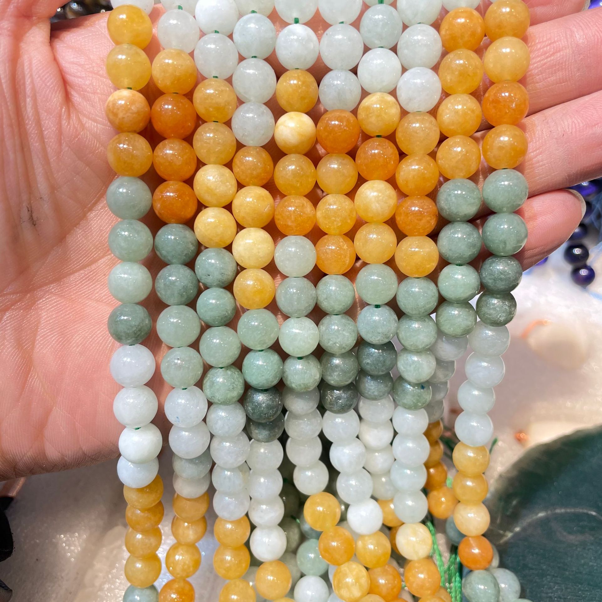 Three-color jadeite 10mm (about 36 beads/strand)