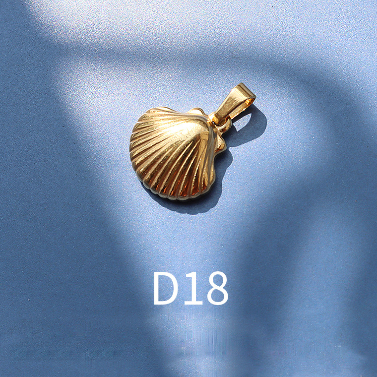 D18 golden shell large 1.5x1.6cm
