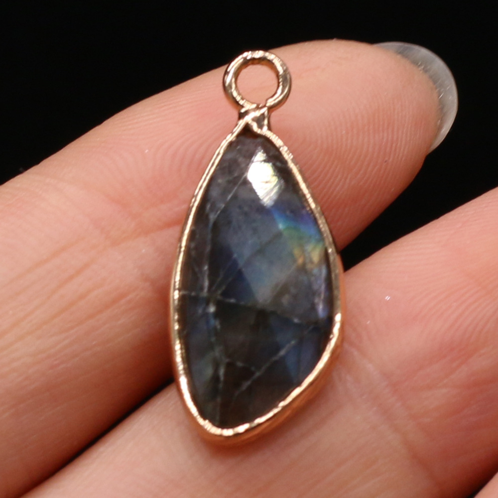 7 labradorite