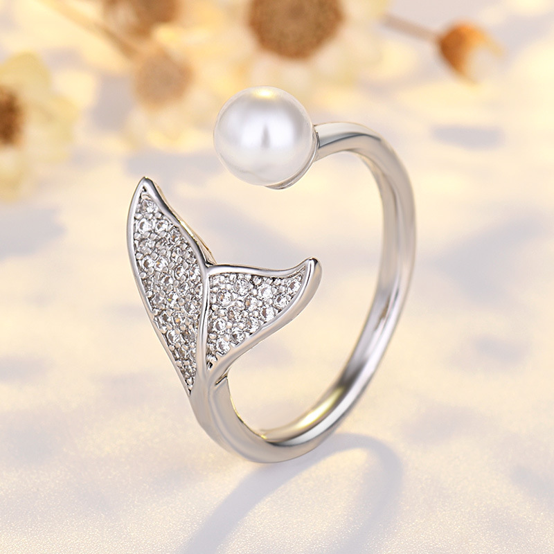Fishtail Ring White diamond (white gold)