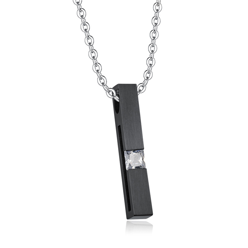 Black pendant with chain 55cm
