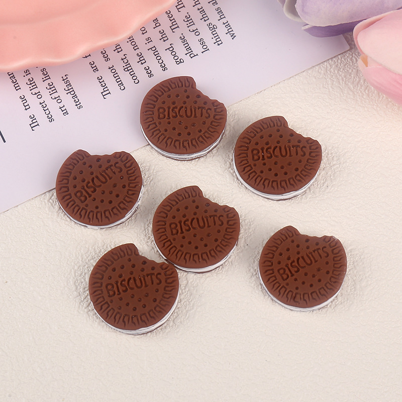 Chocolate Small: 1.9cm