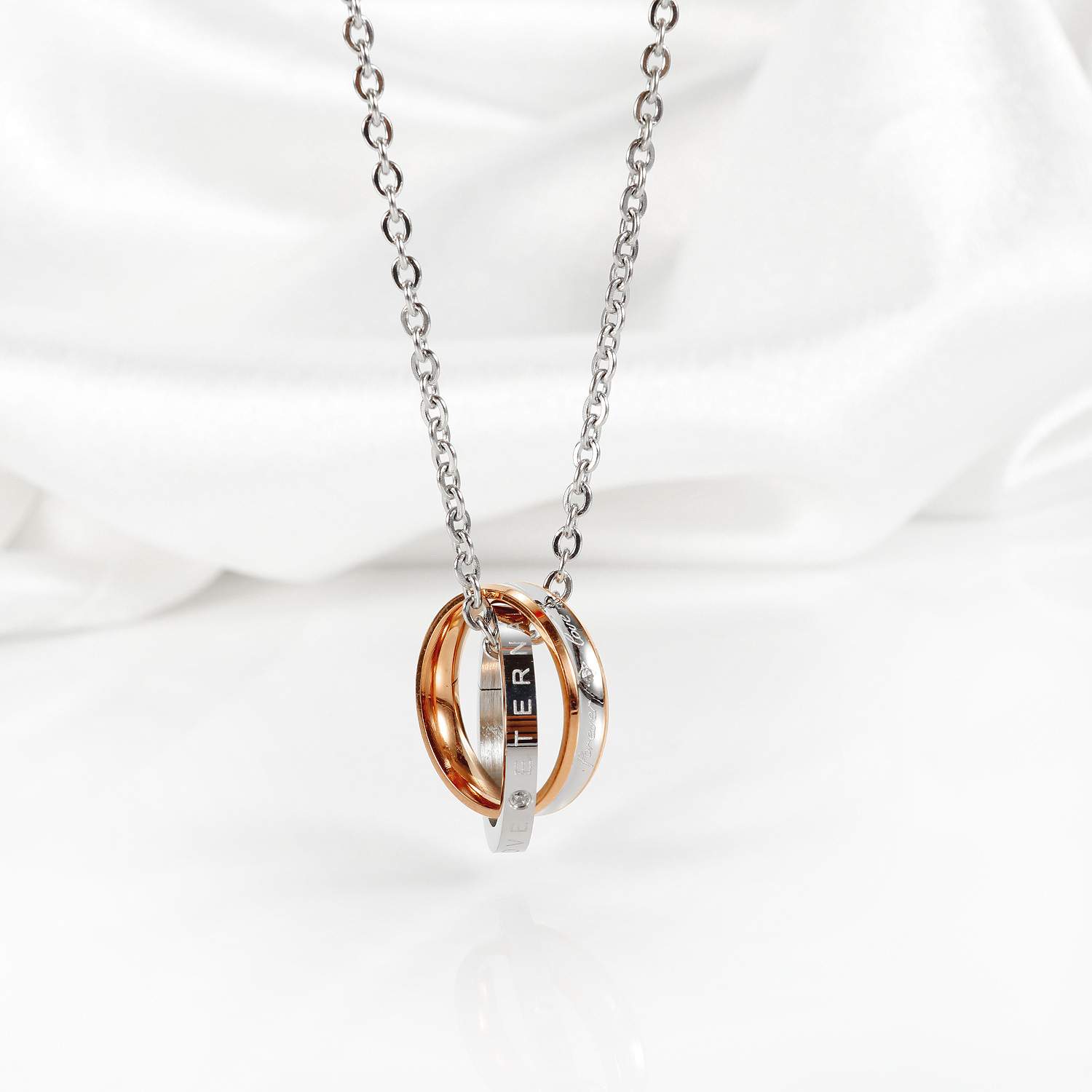 2:Rose Gold Plated Pendant   Chain