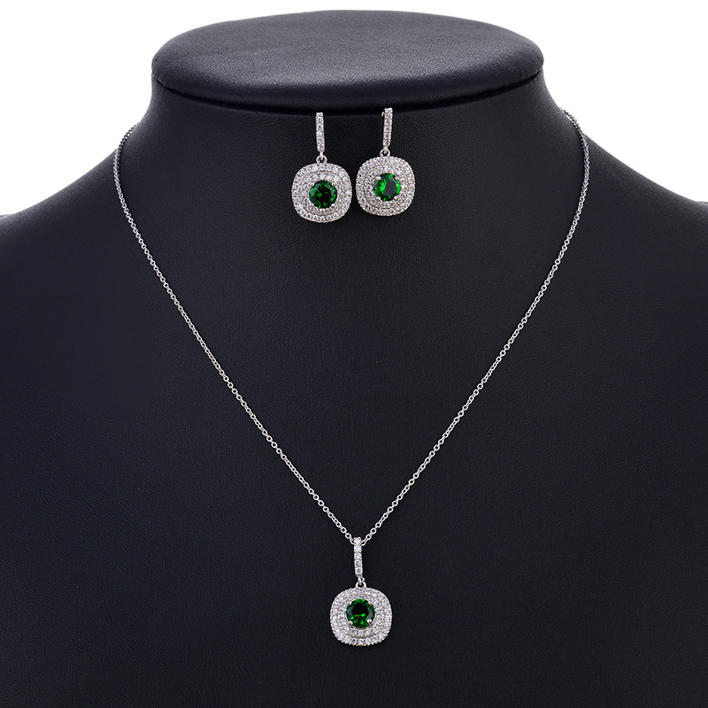 Platinum green zircon necklace