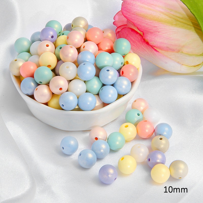 About 60 10mm ice cream beads/pack