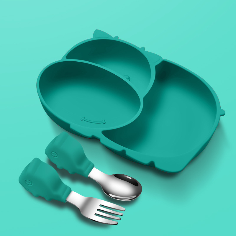 Green table with piggy spoon fork OPP bag