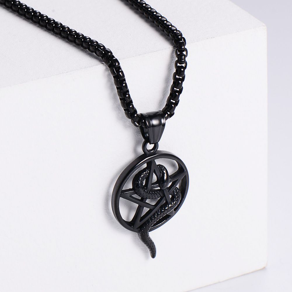 【Black】with chain pendant