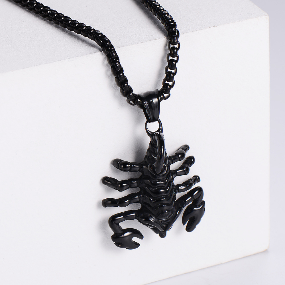 【Black】with chain pendant