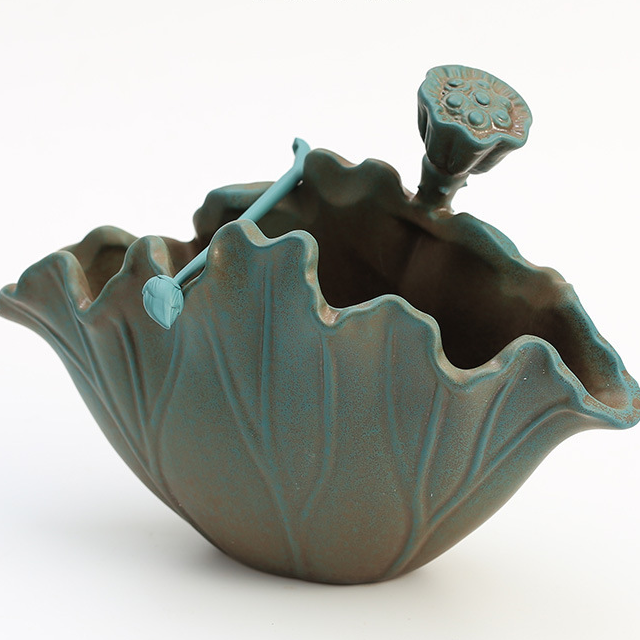 4:Lotus out of the kiln 18*8*13cm