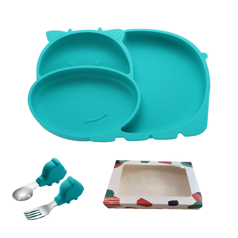 dinner plate (green) with color box   pig spoon fork (bend)