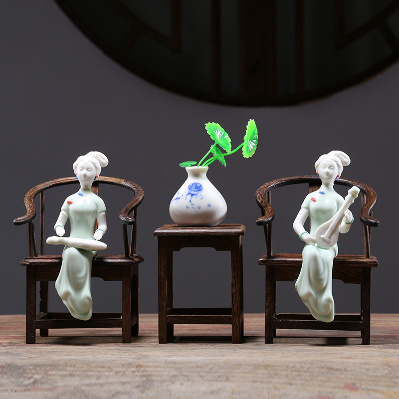 Pipa and Guzheng Ladies 5*4.5*14cm   Taishi Chair 9.5*9*13cm   Small Vase