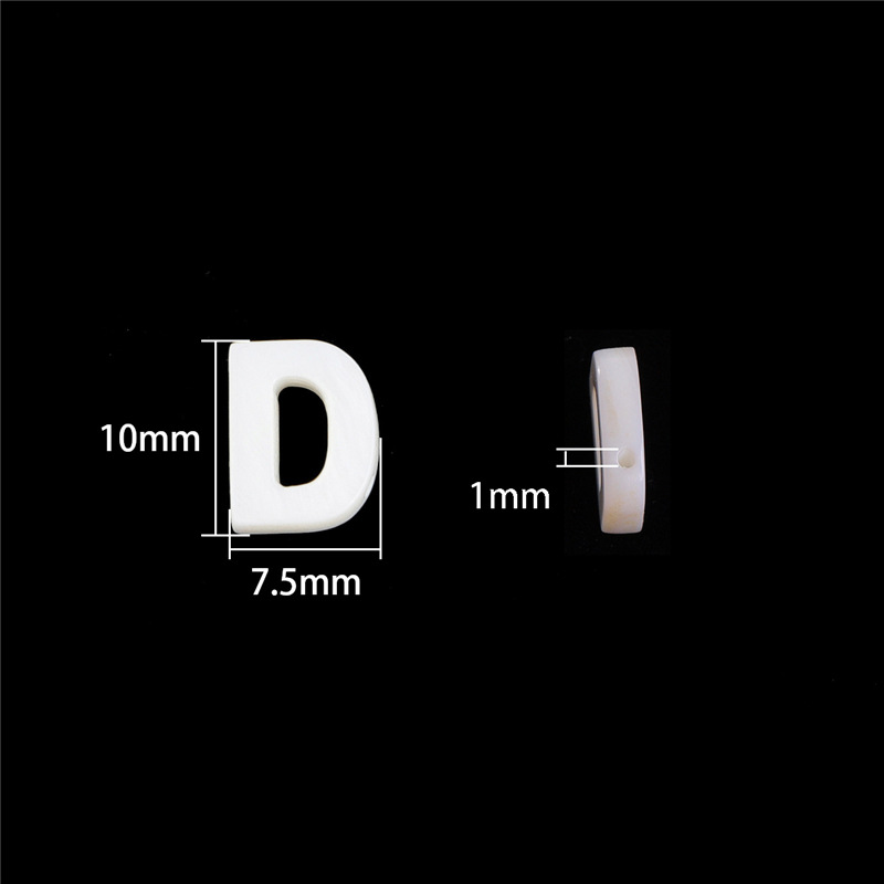D letter 7.5x10mm