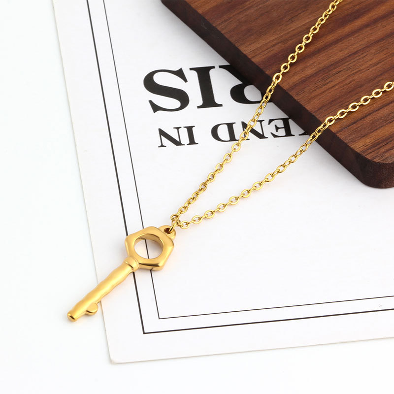 4:Vacuum gold Key pendant necklace 45 5cm