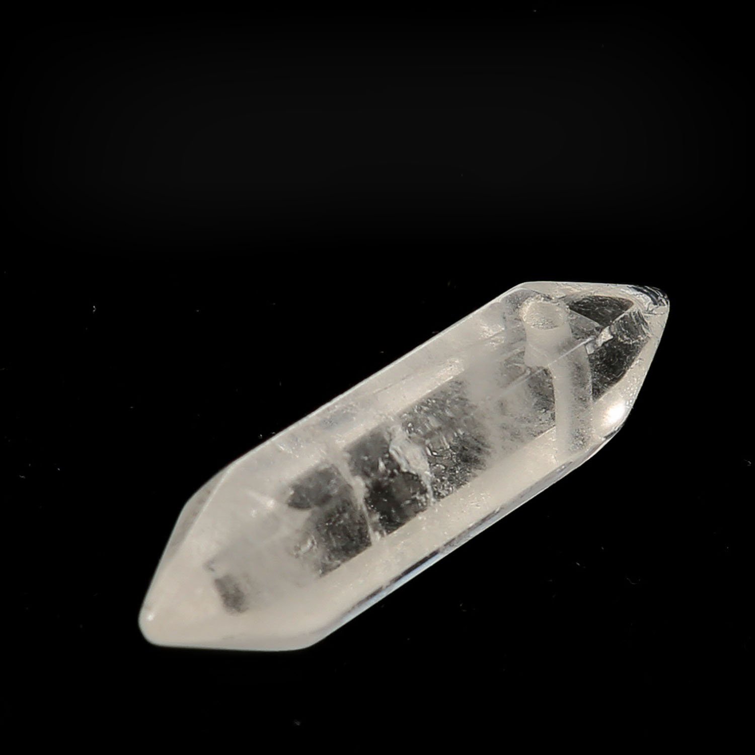 5:White crystal