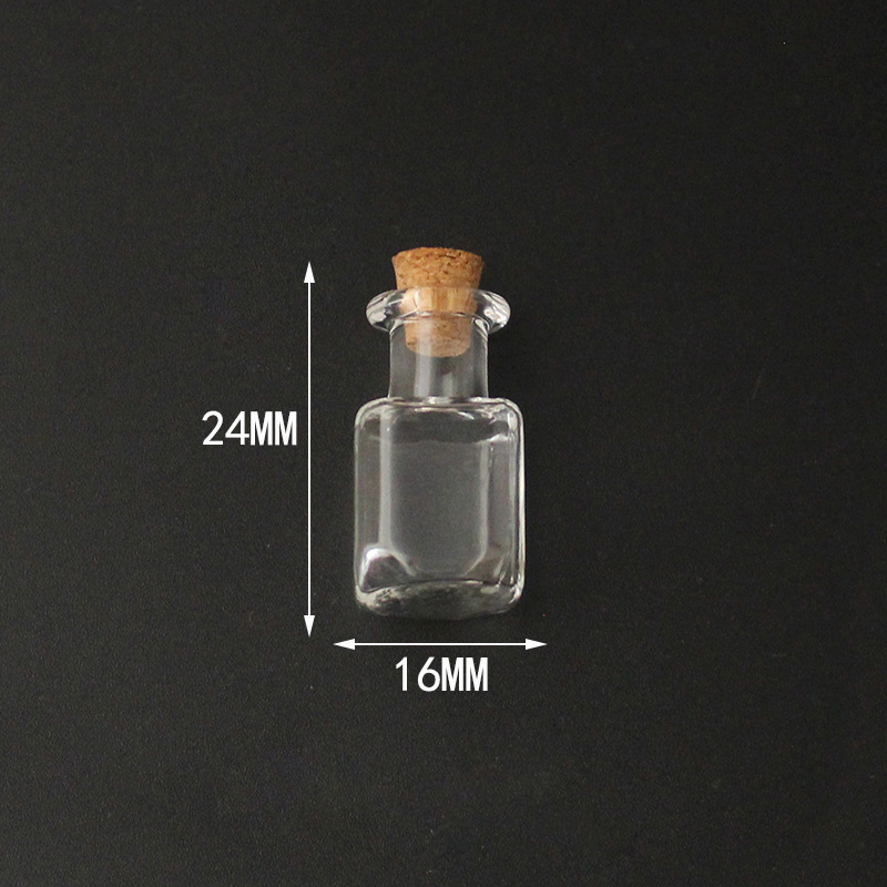Transparent square bottle with cork