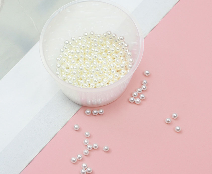 Non-porous off-white 4mm about 500pcs/pack